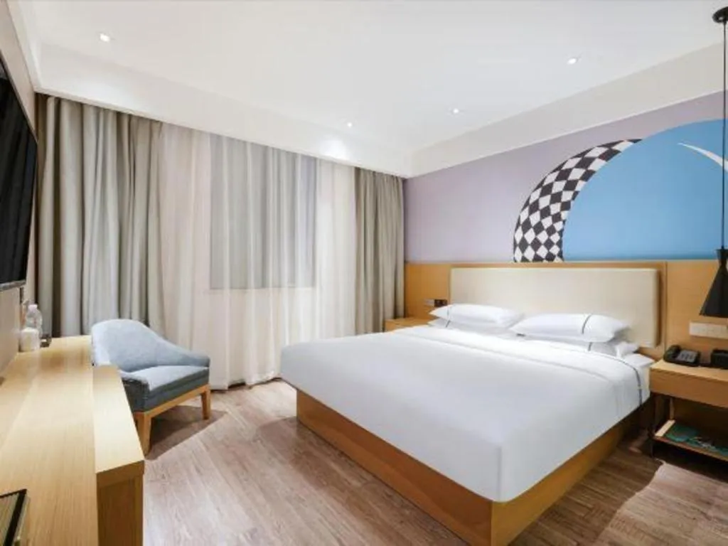 Bed in City Comfort Inn Guangzhou Shixi Metro Station Pazhou Exhibition