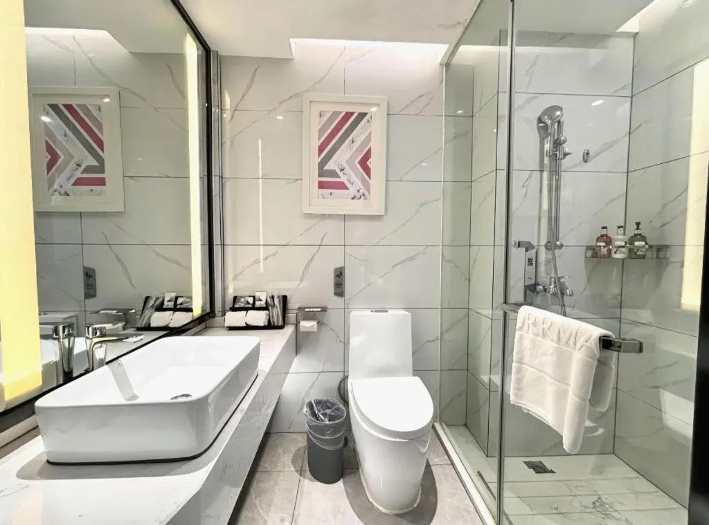 Borrman Hotel Guigang Pingnan Donghu