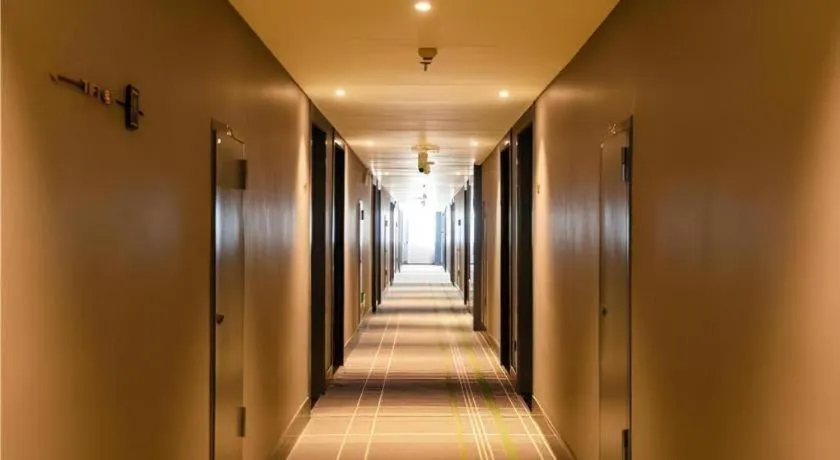 City Comfort Premier Hotel Wuhan Wangjiawan Hanyang Bus Station Metro Station