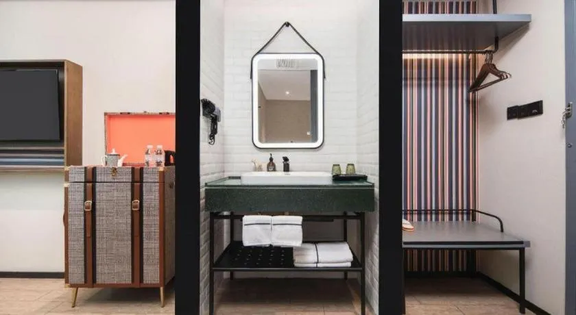 City Comfort Premier Hotel Wuhan Wangjiawan Hanyang Bus Station Metro Station