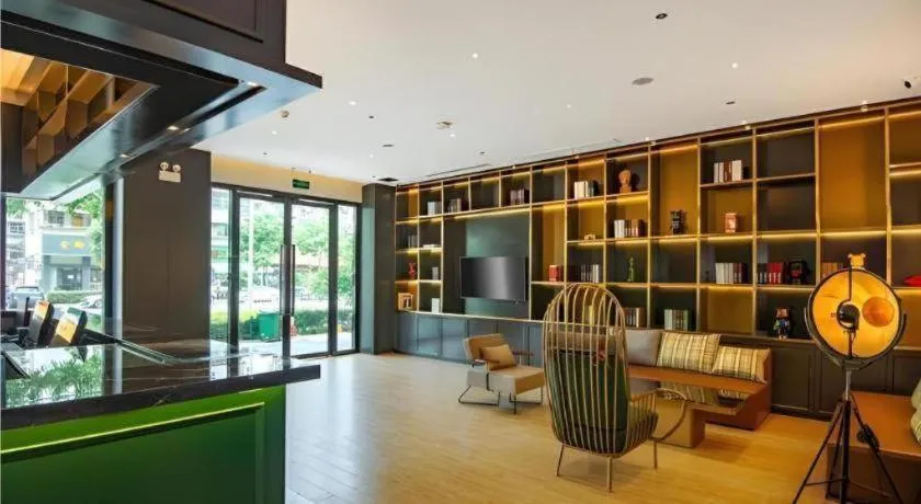 City Comfort Premier Hotel Wuhan Wangjiawan Hanyang Bus Station Metro Station