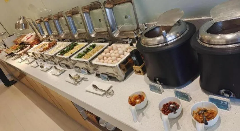 City Comfort Inn Dandong Railway Station Yalu River Scenic Area