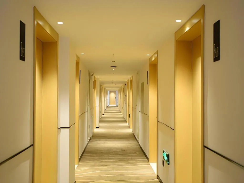 City Comfort Inn Dandong Railway Station Yalu River Scenic Area