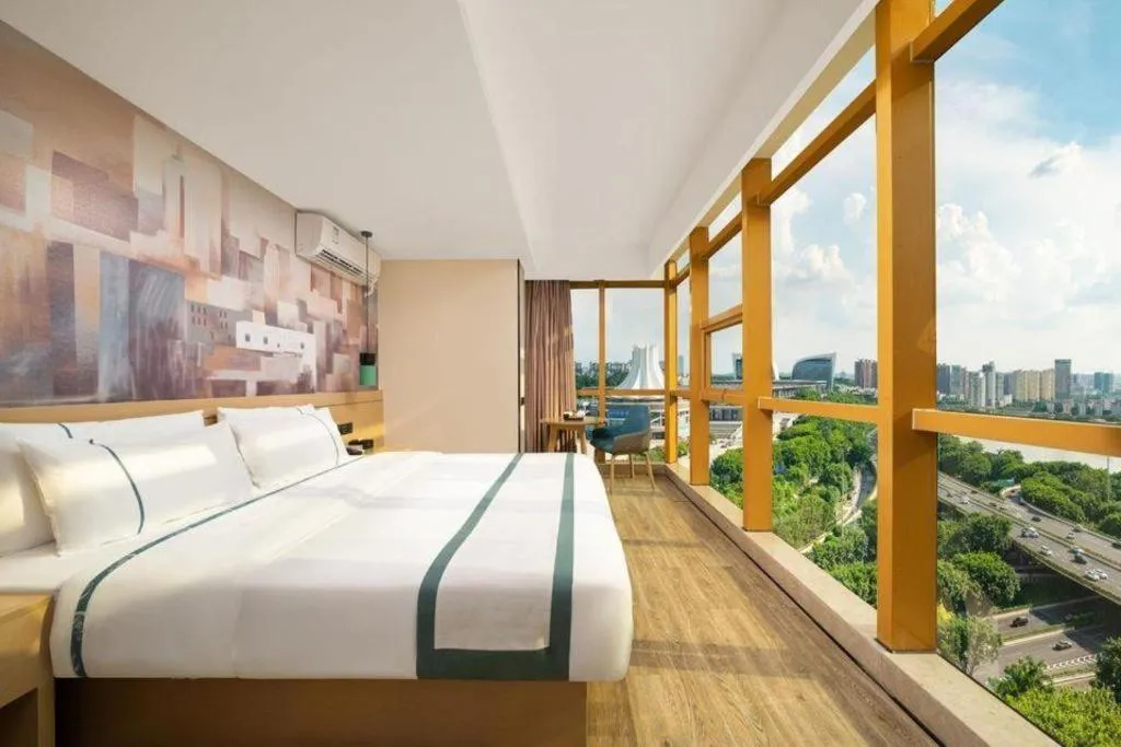 Bed in City Comfort Inn Nanning Exhibition Center Hangyang City Metro Station