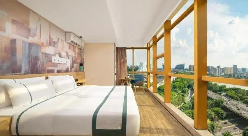 Bed in City Comfort Inn Nanning Exhibition Center Hangyang City Metro Station