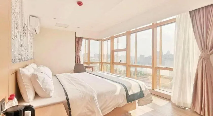 Bed in City Comfort Inn Nanning Exhibition Center Hangyang City Metro Station