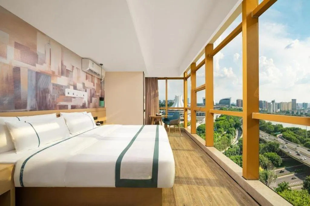 Bed in City Comfort Inn Nanning Exhibition Center Hangyang City Metro Station