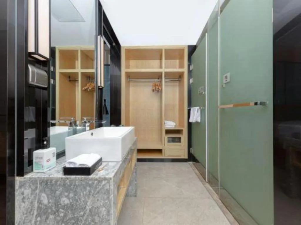 Echarm Hotel Changsha Yuelu Mountain West Bus Station Metro Station