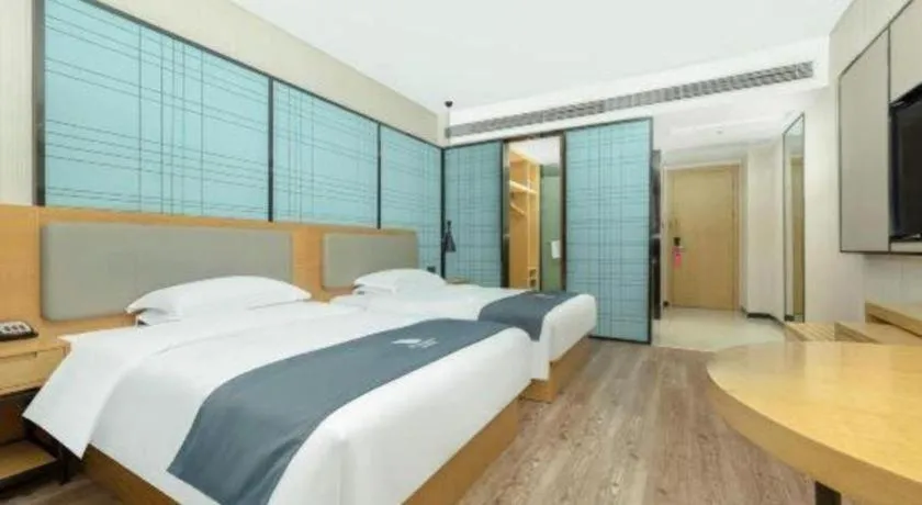 Bed in Echarm Hotel Changsha Yuelu Mountain West Bus Station Metro Station