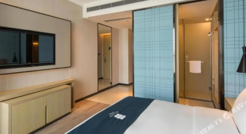 Bed in Echarm Hotel Changsha Yuelu Mountain West Bus Station Metro Station