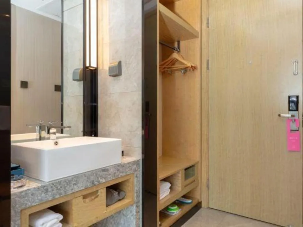 Echarm Hotel Changsha Yuelu Mountain West Bus Station Metro Station