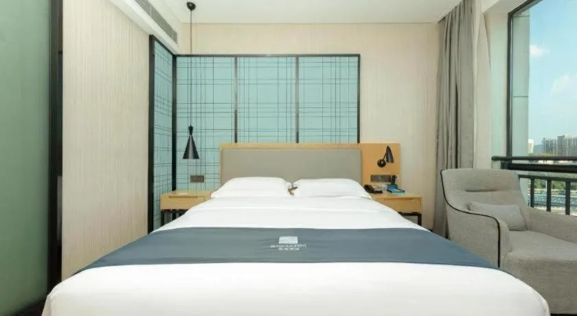 Bed in Echarm Hotel Changsha Yuelu Mountain West Bus Station Metro Station
