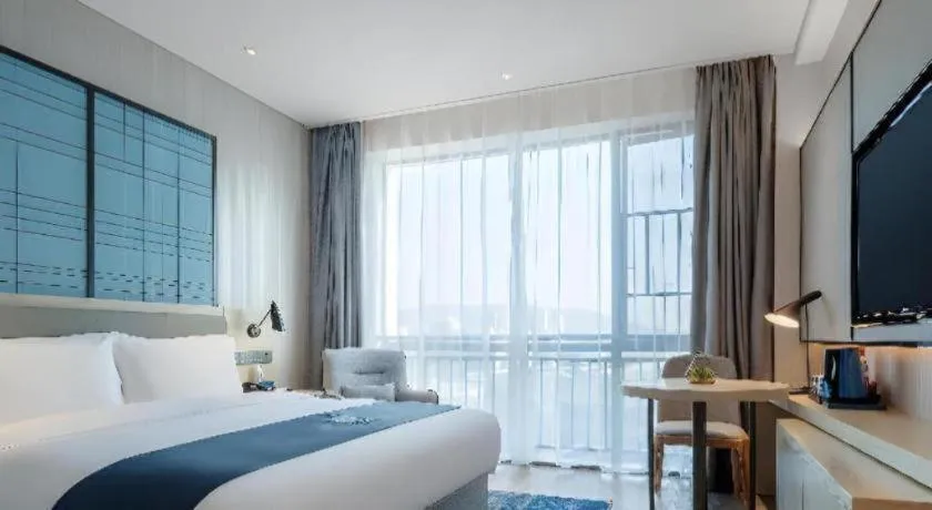 Bed in Echarm Hotel Changsha Yuelu Mountain West Bus Station Metro Station