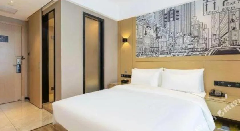 Bed in City Comfort Inn Nanchang Zhangshulin Shashagou Metro Station