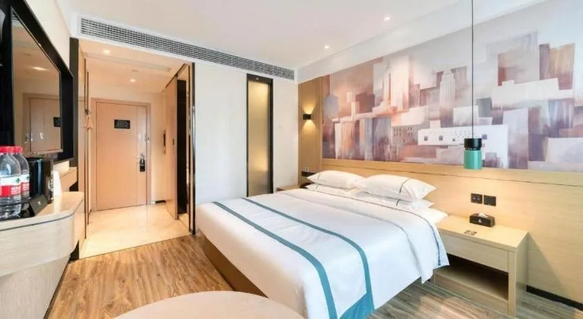 Bed in City Comfort Inn Nanchang Zhangshulin Shashagou Metro Station