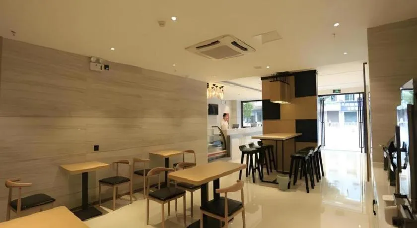 City Comfort Inn Nanchang Zhangshulin Shashagou Metro Station