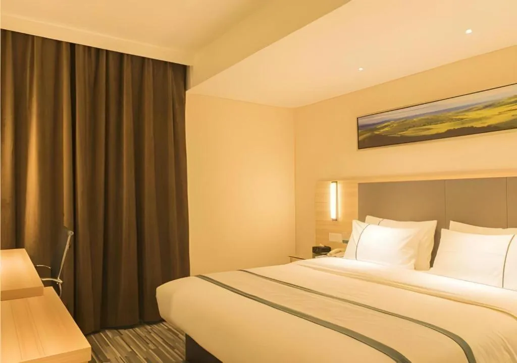 Bed in City Comfort Inn Anyang Railway Station