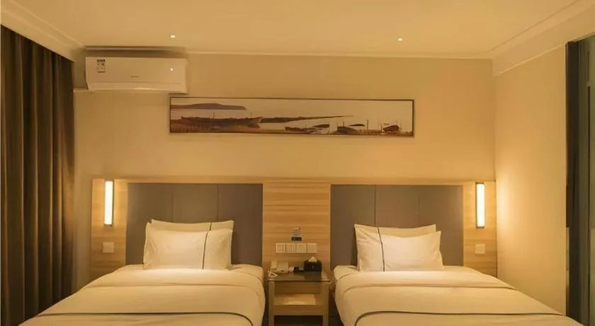 Bed in City Comfort Inn Anyang Railway Station