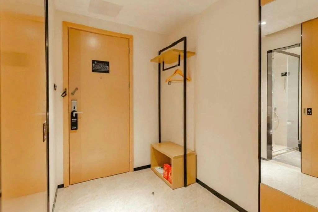 Bed in City Comfort Inn Dongguan Dalingshan Xinli Agricultural Wholesale