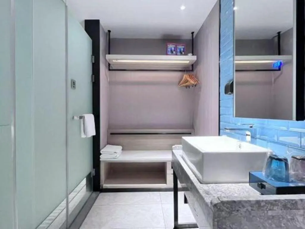 Echarm Hotel Nanchang Bayi Square Metro Station Wushang MALL