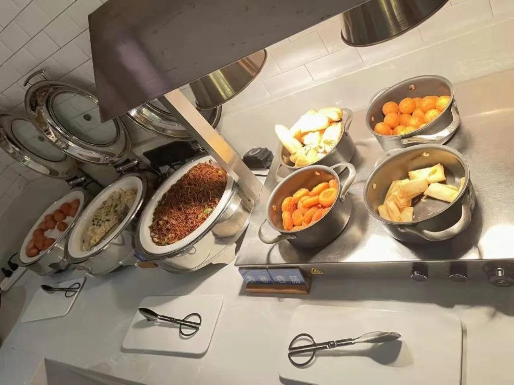 Echarm Hotel Nanchang Bayi Square Metro Station Wushang MALL