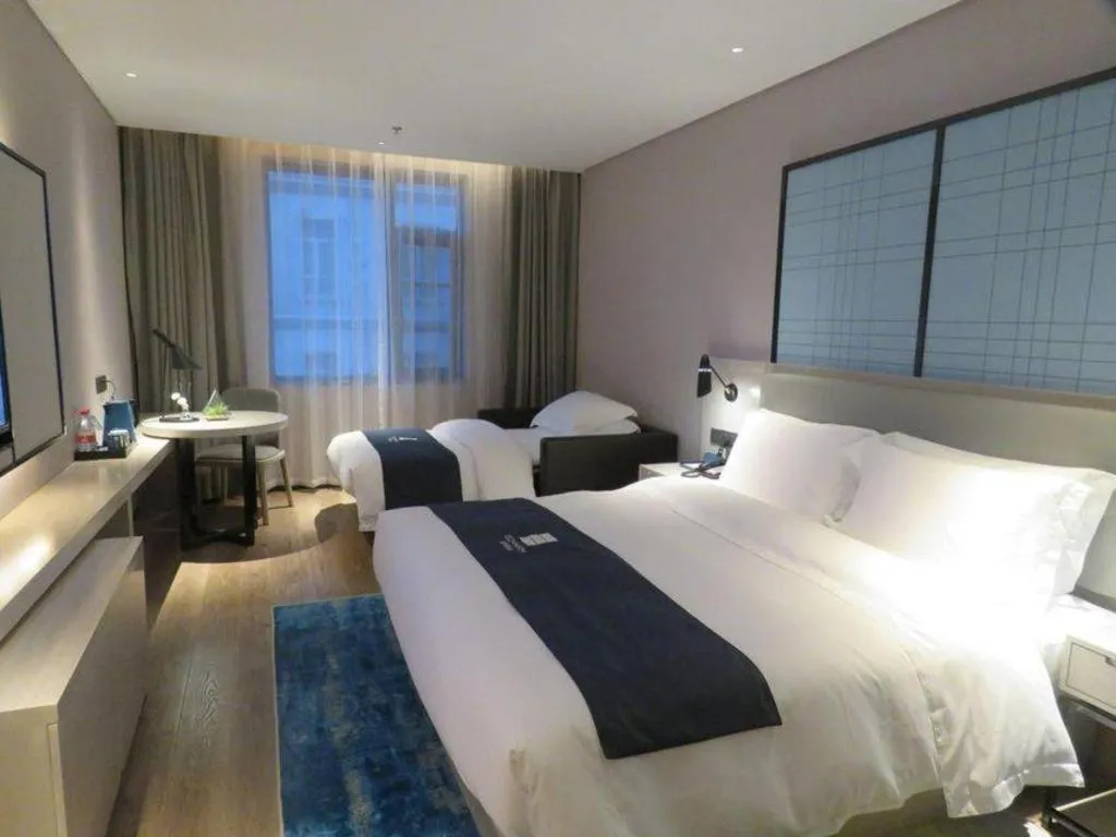 Bed in Echarm Hotel Nanchang Bayi Square Metro Station Wushang MALL
