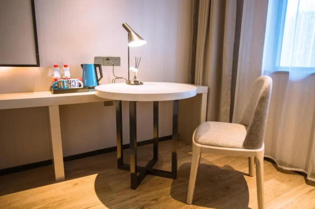 Echarm Hotel Nanchang Bayi Square Metro Station Wushang MALL