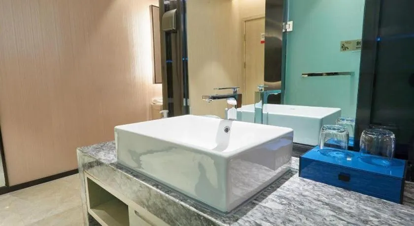 Echarm Hotel Nanchang Bayi Square Metro Station Wushang MALL