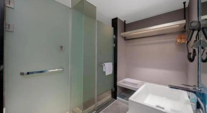 Echarm Hotel Nanchang Bayi Square Metro Station Wushang MALL