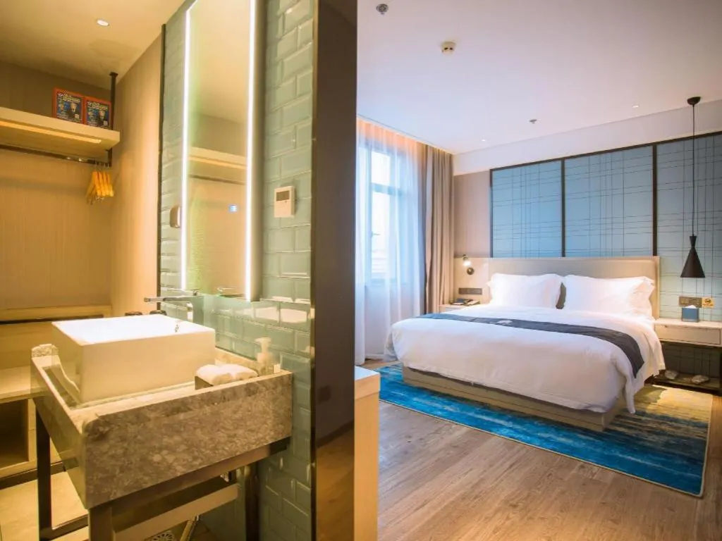 Bed in Echarm Hotel Nanchang Bayi Square Metro Station Wushang MALL