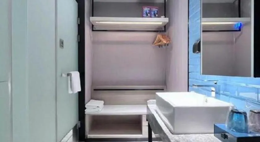 Echarm Hotel Nanchang Bayi Square Metro Station Wushang MALL