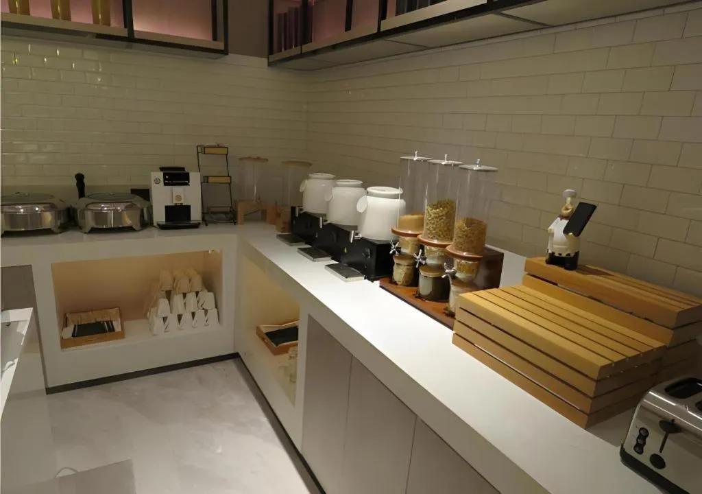 Echarm Hotel Nanchang Bayi Square Metro Station Wushang MALL