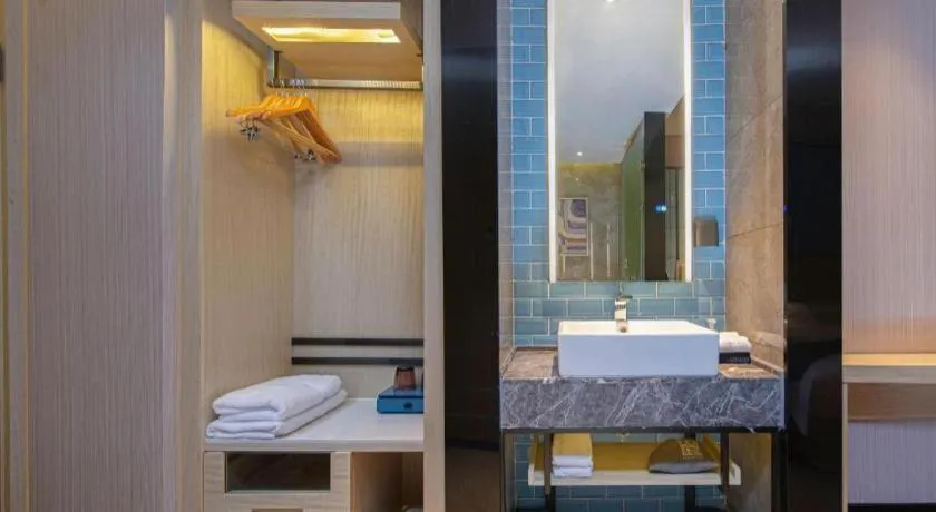 Echarm Hotel Nanchang Bayi Square Metro Station Wushang MALL