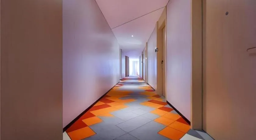 Borrman Hotel Chongqing Liberation Monument Hongyadong