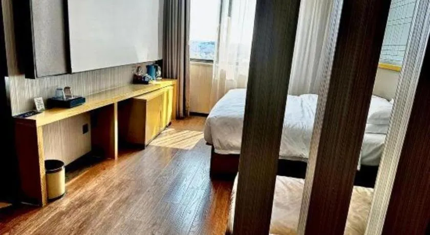 Bed in Echarm Hotel Huzhou Wuyue Plaza Children's Clothing City