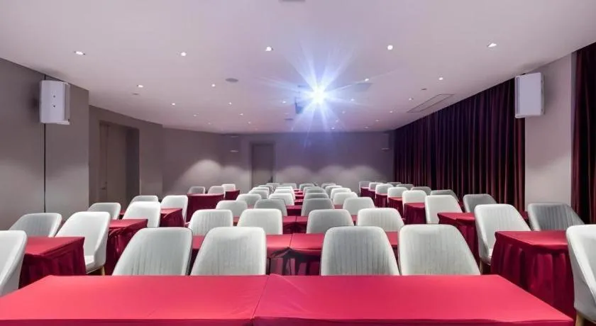 Echarm Hotel Huzhou Wuyue Plaza Children's Clothing City