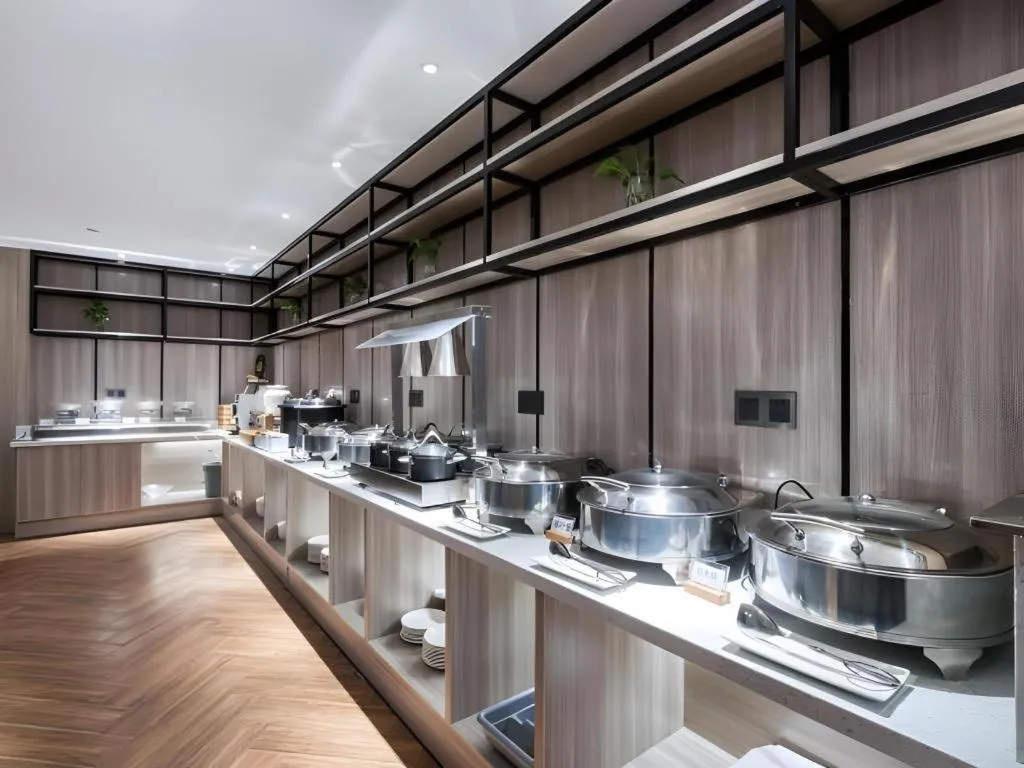 Echarm Hotel Huzhou Wuyue Plaza Children's Clothing City