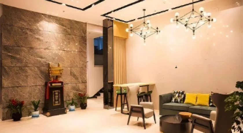 City Comfort Inn Qichun Experimental Middle School