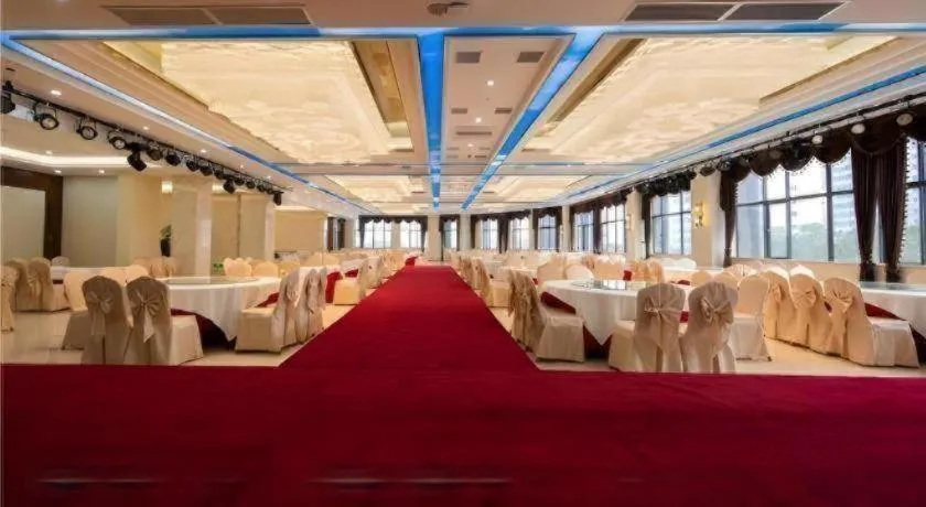 E-Cheng Hotel Xiaogan Hanchuan Renming Road