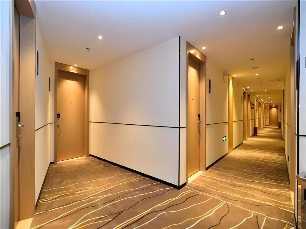 City Comfort Inn Kunming Flower City Midea Shuncheng Mansion