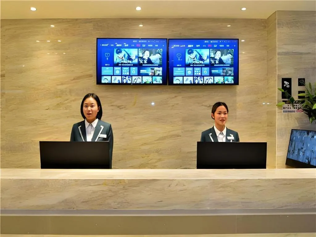 City Comfort Inn Kunming Flower City Midea Shuncheng Mansion