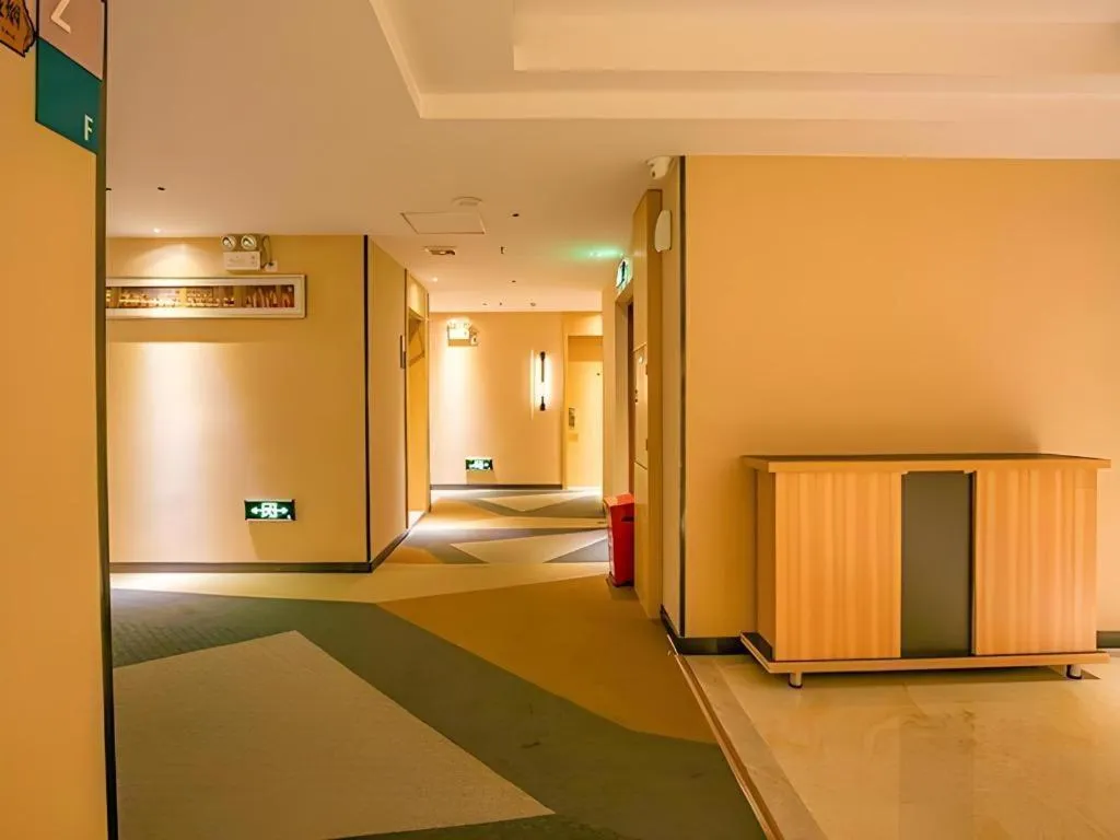 City Comfort Inn Yangjiang Yangxi Renmin Road Triumph Plaza