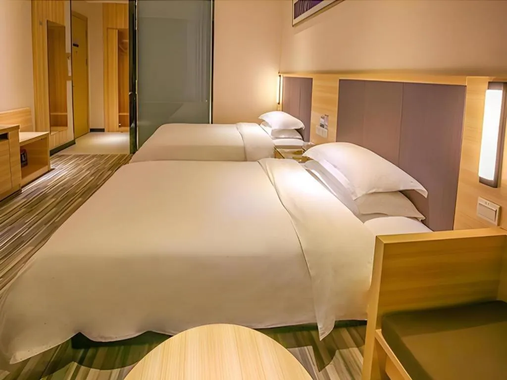Bed in City Comfort Inn Yangjiang Yangxi Renmin Road Triumph Plaza