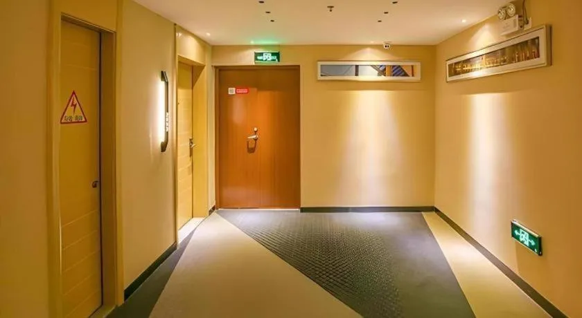 City Comfort Inn Yangjiang Yangxi Renmin Road Triumph Plaza