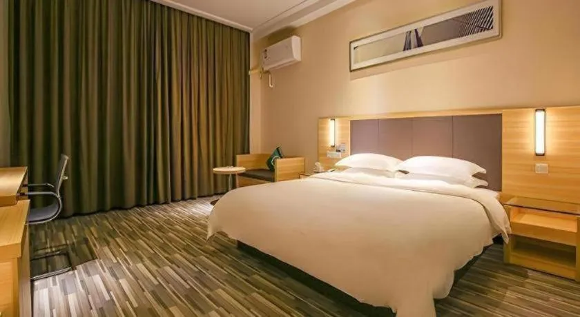 Bed in City Comfort Inn Yangjiang Yangxi Renmin Road Triumph Plaza