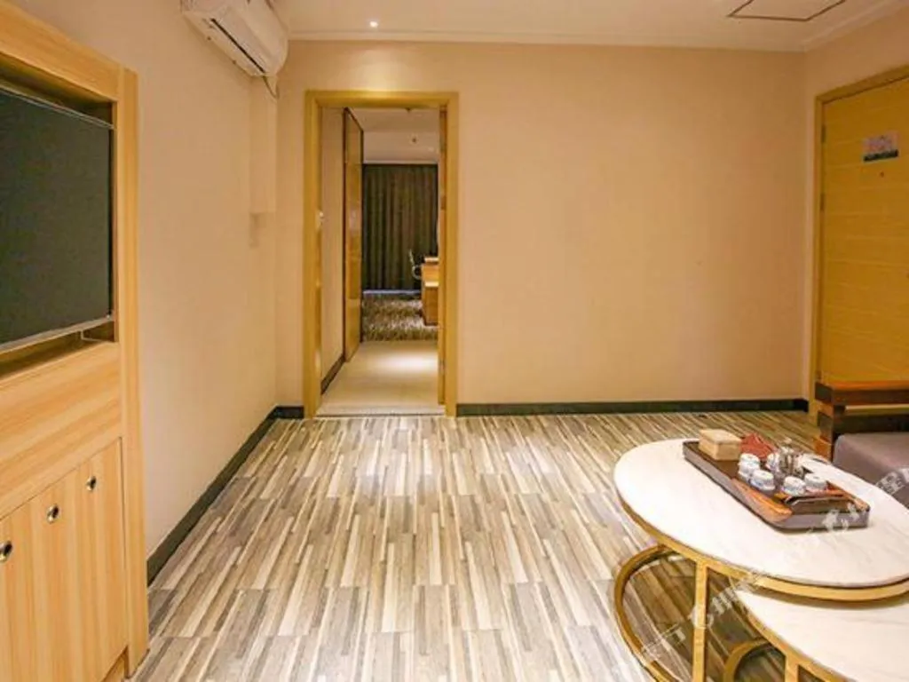 City Comfort Inn Yangjiang Yangxi Renmin Road Triumph Plaza