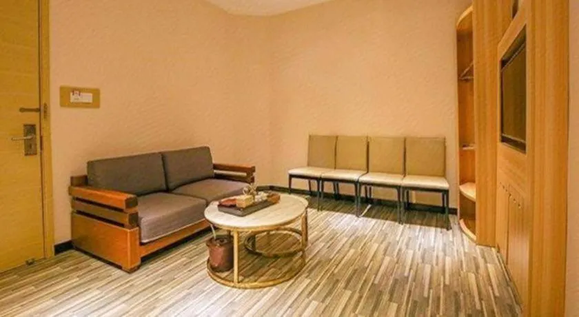 City Comfort Inn Yangjiang Yangxi Renmin Road Triumph Plaza