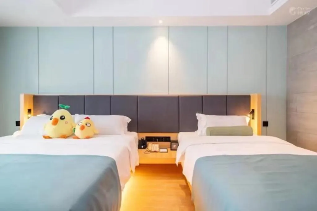 Bed in Immersing Hotels & Resort Yunzhu Meiyuan Wuyishan Impression Dahongpao