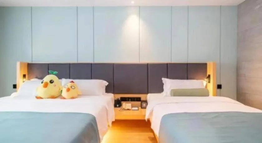 Bed in Immersing Hotels & Resort Yunzhu Meiyuan Wuyishan Impression Dahongpao