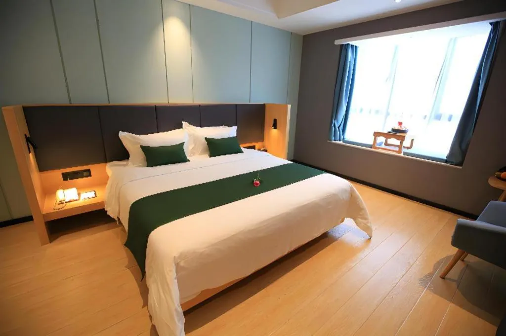 Bed in Immersing Hotels & Resort Yunzhu Meiyuan Wuyishan Impression Dahongpao